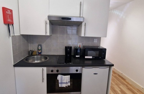 Southwark Apartment | Cosy Studio at Camberwell Zone 2