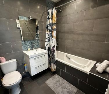 Quartier Sainte-Avoye Apartment | Cosy studio beaubourg, Paris centre