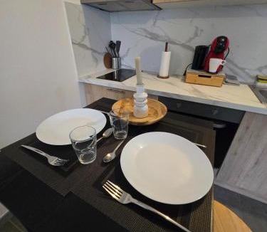 Etampes-sur-Marne Apartment | Cosy Studio Confort