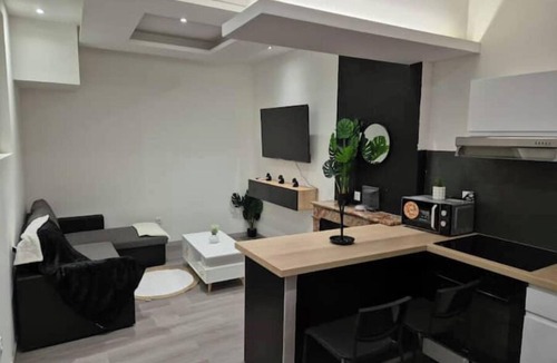 Antigone Apartment | Cosy studio downtown station