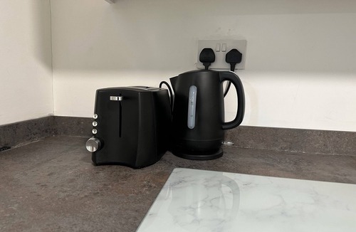 Ilkeston Apartment | Cosy Studio Escape in Ilkeston with Netflix