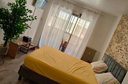 Saint-Victor Apartment | COSY studio