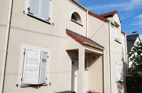 Paray-Vieille-Poste Apartment | Cosy studio near Orly airport and Paris
