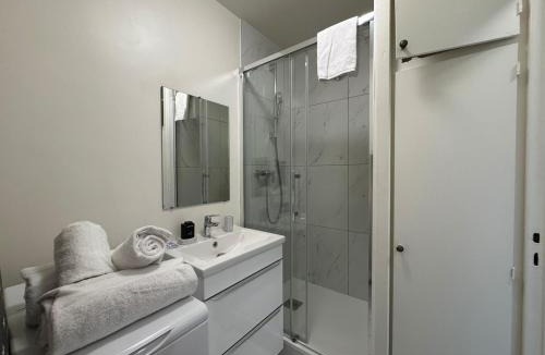 Saint-Germain-en-Laye Apartment | Cosy studio centre-ville & RER A