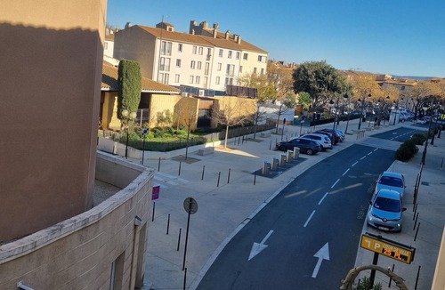 Centre Historique Apartment | Cosy studio just a stone's throw from Narbonne's historic center