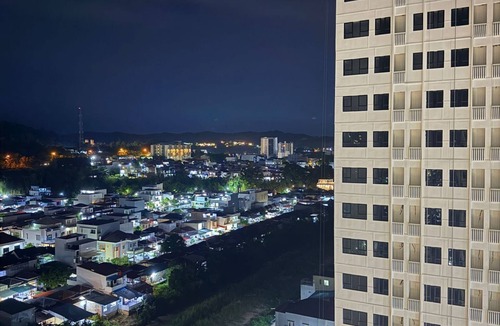 Lubuk Baja Apartment | Cosy Studio near BCS & Grand Batam Mall - with Netflix & free wifi