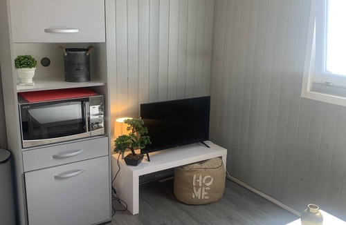 Claude Decaen Apartment | Cosy studio near Clinique du Parc