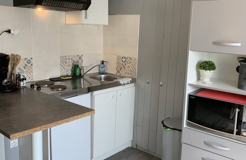 Claude Decaen Apartment | Cosy studio near Clinique du Parc
