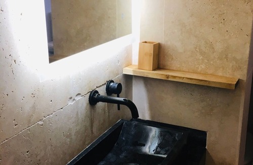 Athis-Mons Apartment | Cosy studio near Orly Airport & Paris Metro 14