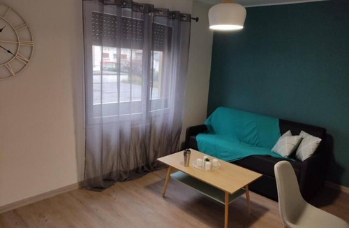 Cluses Apartment | Cosy studio near the center + free parking