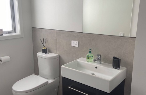 Greytown Apartment | Cosy Studio on Prendiville Lane