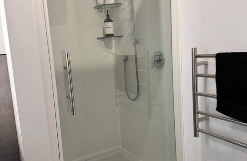 Greytown Apartment | Cosy Studio on Prendiville Lane