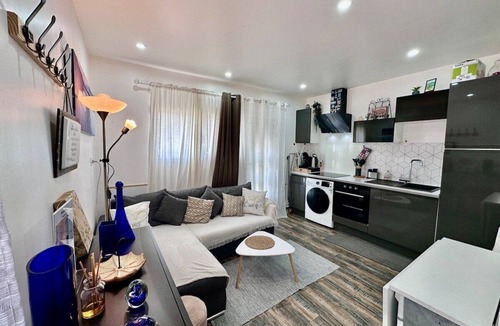 Le Thillay Apartment | Cosy studio Paris CDG/Astérix/Paris/ParcExpo