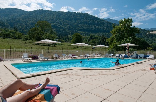 Giez Apartment | Cosy studio pour 2 | 2 piscines | Près de la plage