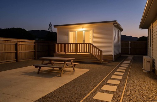 Porirua Apartment | Cosy Studio Retreat