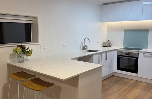 Khandallah Apartment | Cosy Studio Retreat