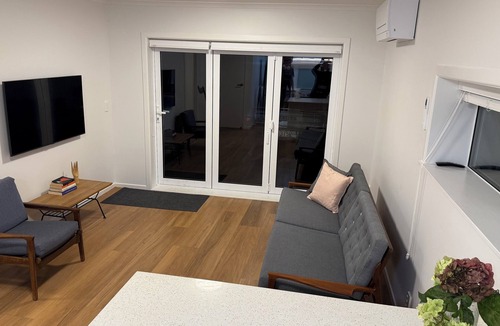 Khandallah Apartment | Cosy Studio Retreat