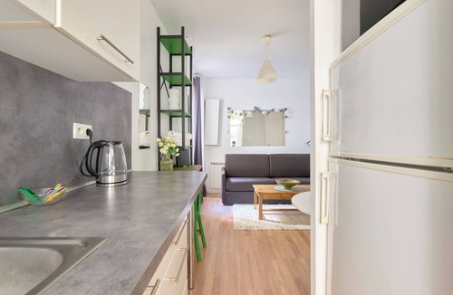 9th Arrondissement Apartment | Cosy Studio – Rue des Martyrs, Walking Distance to Montmartre