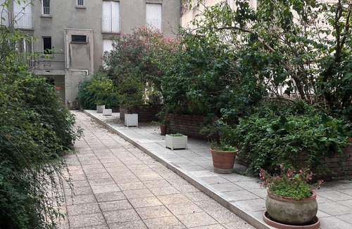 Arsenal Apartment | Cosy studio ST PAUL Le Marais
