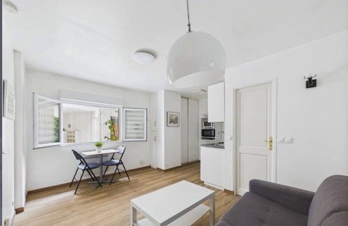 Saint-Cloud Apartment | Cosy studio with private courtyard - Saint-Cloud