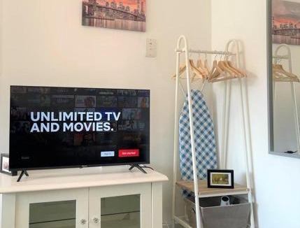 Acocks Green Apartment | Cosy, Stunning Studio, NEC - BHX