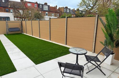 Lea Bridge Apartment | Cosy & Stylish - Boho 2 bed flat with Garden