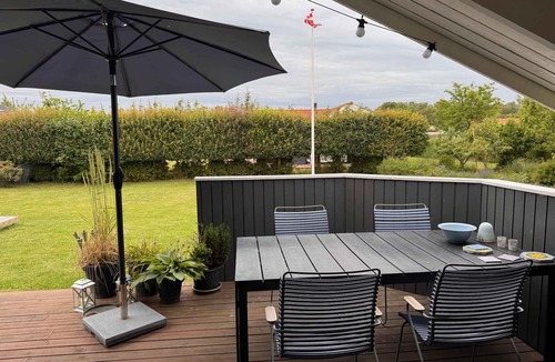 Boeslunde House | Cosy summer house at Kobæk Strand