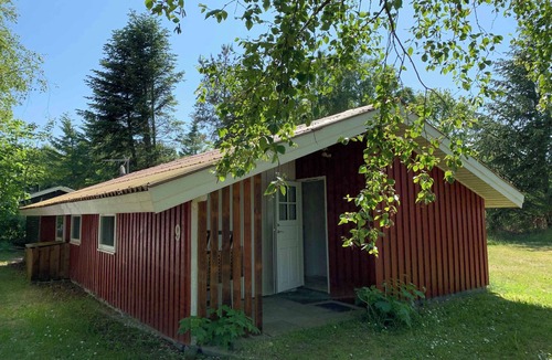 Fjerritslev House | Cosy summer house close to beach, woods and town