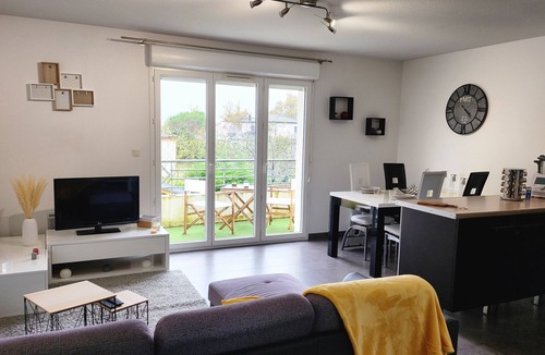 Serres-Castet Apartment | Cosy T2 in Serres-Castet