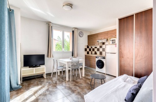 Latour-Bas-Elne Apartment | Cosy T3 avec accès piscine | Proche des commerces