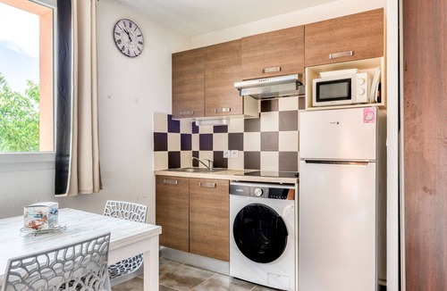 Latour-Bas-Elne Apartment | Cosy T3 avec accès piscine | Proche des commerces