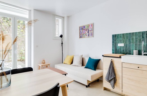3rd Arrondissement Apartment | Cosy T3 near Les Terrasses du Port
