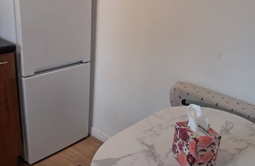 Newton-le-Willows House | Cosy Three bedroom detached property