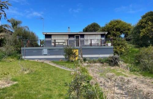 Venus Bay House | Cosy Tin Shack - Venus Bay