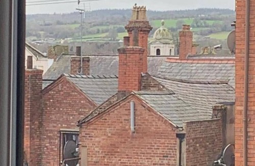 Flintshire Apartment | Cosy Town Centre Apartment