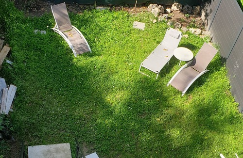 Agen House | Cosy town house with garden