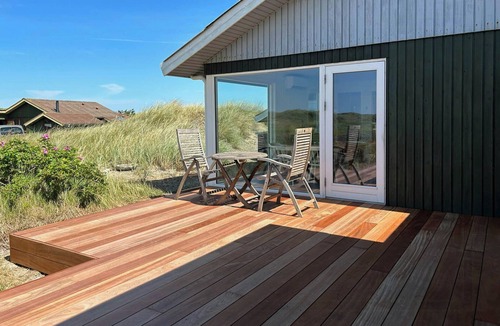 Slette Strand House | Cosy, traditional summer house close to the North Sea