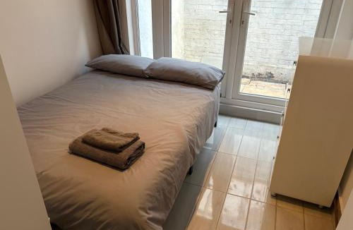 Tollington Apartment | Cosy two bed Flat