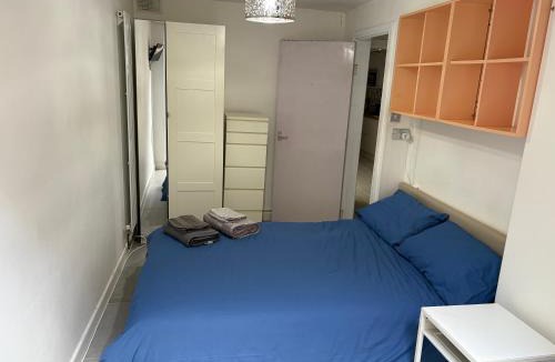 Tollington Apartment | Cosy two bed Flat