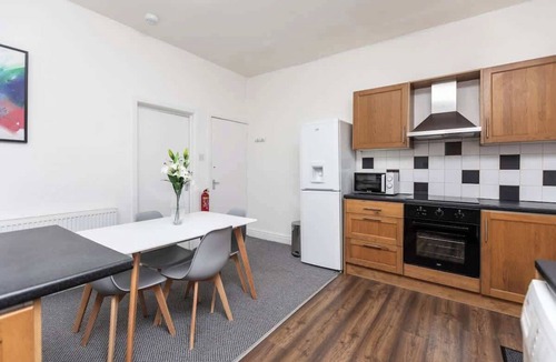 Purston Jaglin House | Cosy two bedroom property!