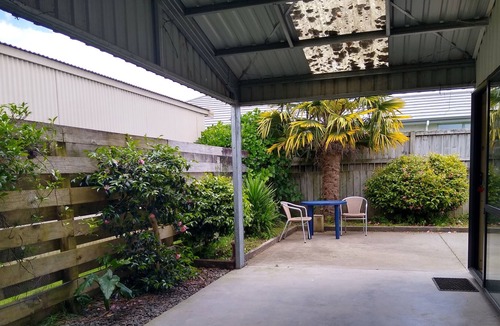 Matamata Apartment | Cosy two bedroom studio in Matamata