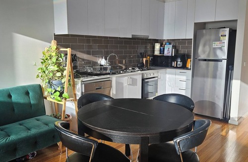 Airport West House | Cosy unit in Airport West