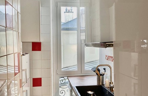 Neuilly-sur-Seine Apartment | Cosy Urban Hideaway in Paris