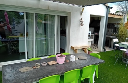 Gignac Villa | Cosy villa in a cul-de-sac, not overlooked.