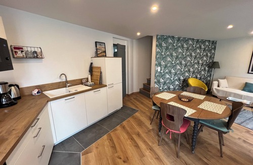 Le Portel House | Cosy waterfront home