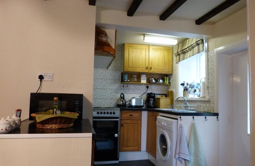 Ainley Top House | Cosy wood end cottage