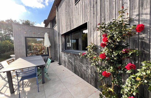 Ambon House | Cosy wood-frame house between the Ocean and the Gulf of Morbihan!