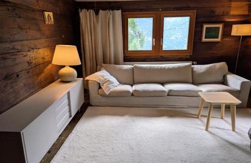 Cavagnago Ski Chalet | Cosy Wooden Home in the Swiss Alps