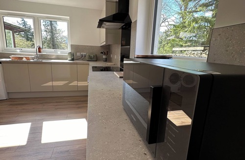 West Laroch Cottage | Cosy yet spacious Highland Hideaway for 8