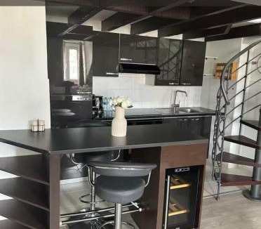 Saint-Germain-en-Laye Apartment | Cosyhouse en hypercentre à 7mins du RER A